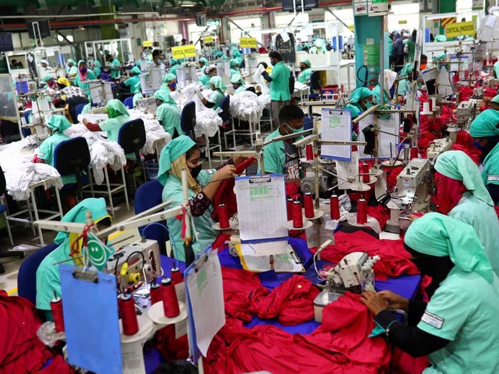 Bangladesh to Increase Minimum Wage for Textile Workers to Tk 10,000